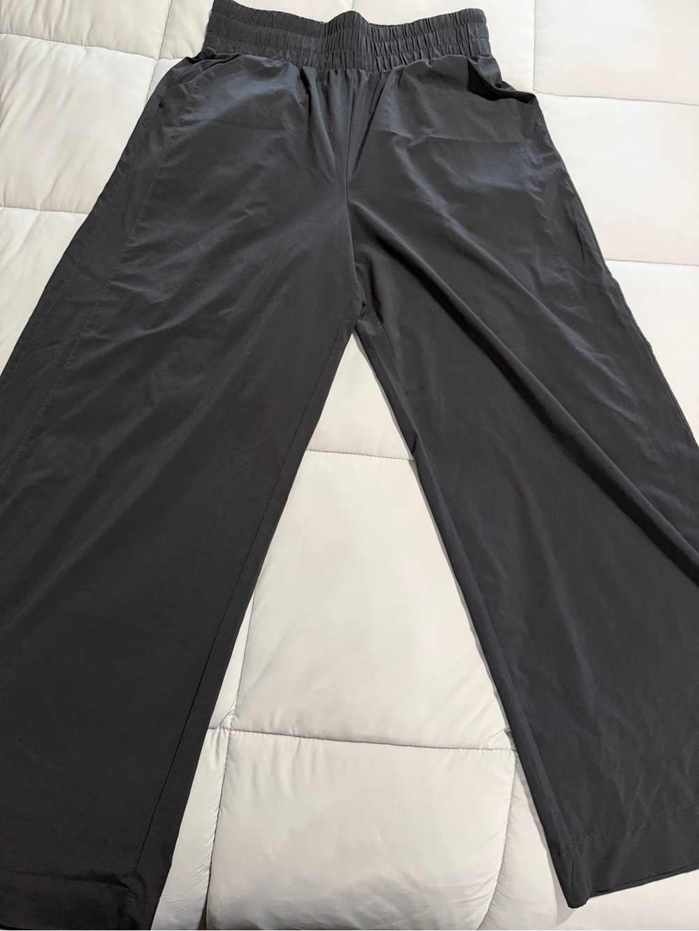 All in Motion wide leg pants Medium